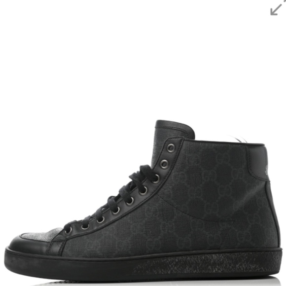 Gucci Sneakers - Picture 1 of 6